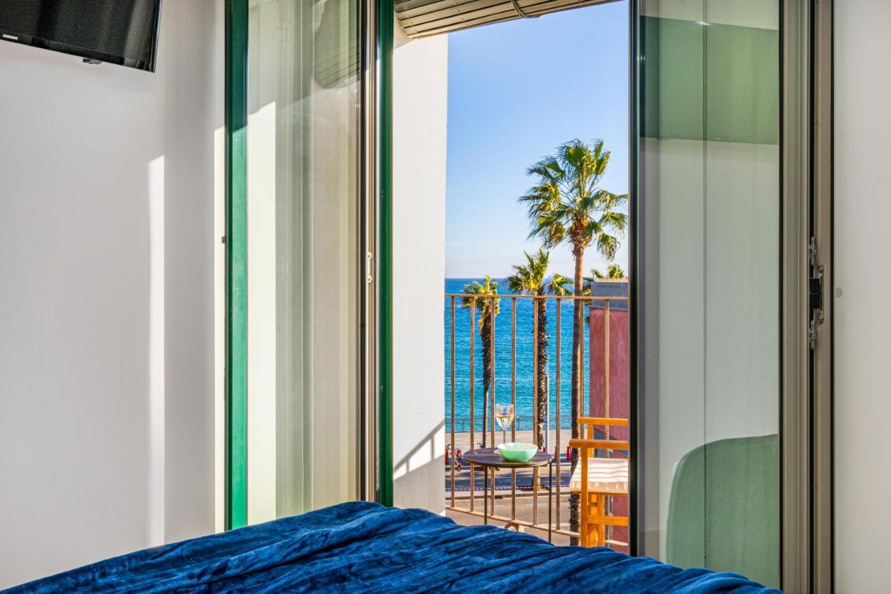 Kronos On The Beach Suite 4 บาร์เซโลนา ภายนอก รูปภาพ
